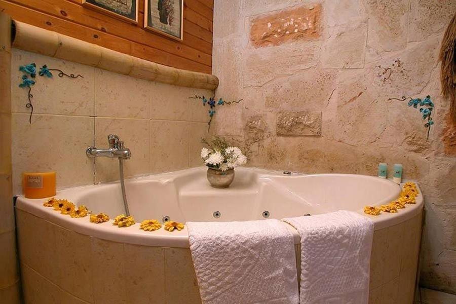 Hotel ביקתפוז וקלמנטינה- מתחם בקתות וסוויטות עם ג'קוזי פרטי ובריכה משותפת Liman Zewnętrze zdjęcie