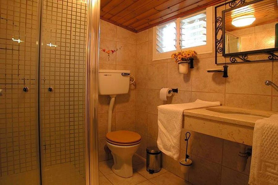 Hotel ביקתפוז וקלמנטינה- מתחם בקתות וסוויטות עם ג'קוזי פרטי ובריכה משותפת Liman Pokój zdjęcie
